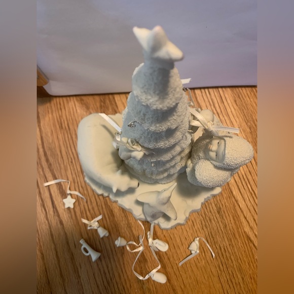 Dept 56 Snowbabies "LIFT ME HIGHER, I CAN'T REACH" - Picture 5 of 8